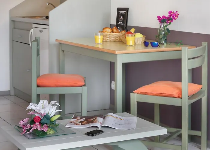 Vacanceole - Resid'price 3*