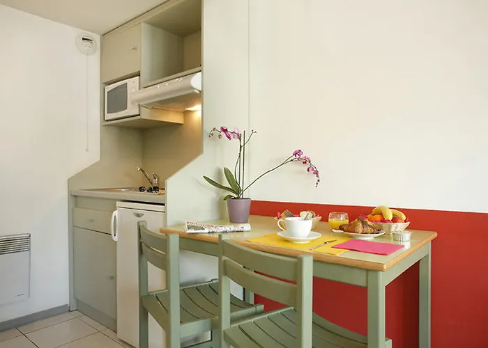 Apartmanhotel Vacancéole - Résid'price Merville