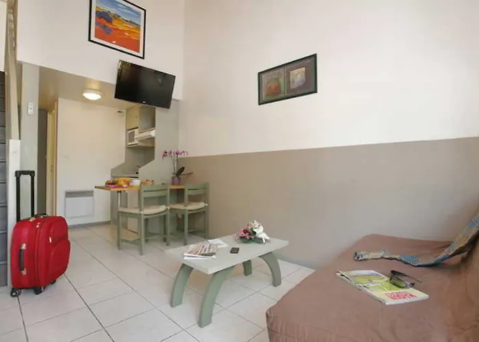 Ξενοδοχείο με διαμερίσματα Vacanceole - Resid'price 3*