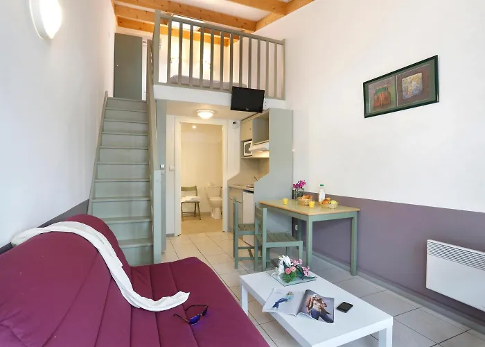 Vacanceole - Resid'price 公寓式酒店 梅维尔