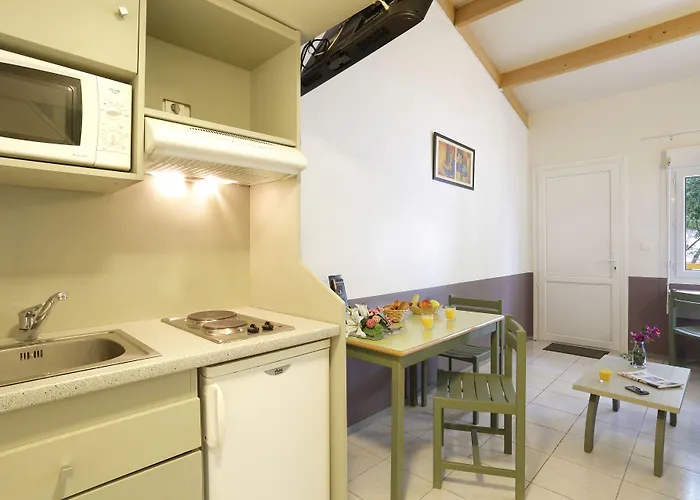 Vacancéole - Résid'price Appart hôtel Merville (Haute-Garonne)